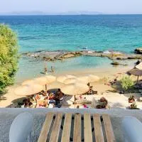 The Beachhouse Apartments, hotelli kohteessa Vaia