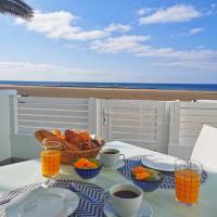 Luxury Apartment On The Beach, Hotel in Playa Honda