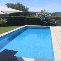 Luxury villa with heated private swimming pool in grounds walking distance from Malauc ne
