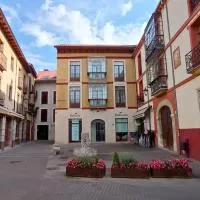 Hotel Rincón del Conde, hotel a Lleó
