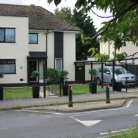 3 Bedroom Home with Welcome Breakfast near Beaches, hotel in Ramsgate