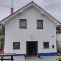Sklípek u cyklostezky, hotell i Březí