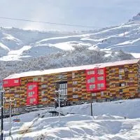 Hotel Alto Nevados、Nevados de Chillanのホテル