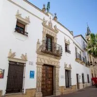 Palacio Sirvente Mieres - PARKING GRATUITO, hotel en Andújar