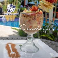 Hotel Puerto Libre, hotel poblíž Letiště Puerto Barrios - PBR, Puerto Barrios