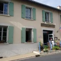 Auberge des lacs, hotel em Massignac