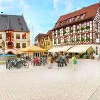 Hotel Tuchhaus, hotelli kohteessa Volkach