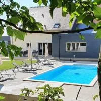 Maison Fleuriet - Chambres d'hôtes, hotel sa Menetou-Râtel