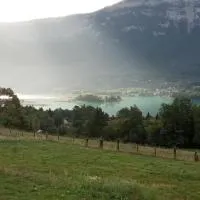 SOUKAVATi TOUSBHITA AKANISHTA KEAJRA, hotel in Dullin