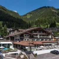 Sport Hotel Majarè, hotel en Pozza di Fassa
