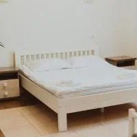 Trio Hotel Restaurant، فندق في ايفانو - فرانكيفسك