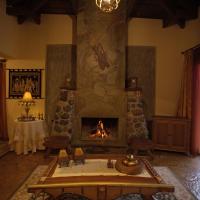 Wood and Stone, hotel em Amfithea, Ioannina