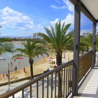 Rentalmar Family Acantilados, hotel in Salou