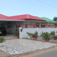 Dubbel woonhuis Selderiestraat Paramaribo, Hotel in der N&auml;he vom Eduard Alexander Gummels Airport - EAX, Paramaribo