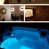 Repos et convivialité, wellness, spa, sauna, piscine，Schorbach的飯店