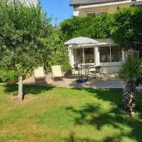 Apartment Les Claudalies, hotel u gradu Ploufragan