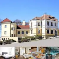 Hotel U Brány, hotel din Uherský Brod