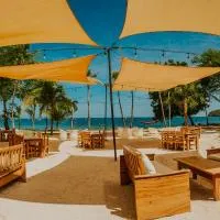 Café de Playa Beach Front Hotel, ξενοδοχείο σε Coco