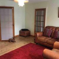 Welcome Home to Oor Wee Hoose, hotel in Whithorn