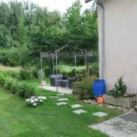 Les Bardinieres for Zoo Fleche, Hotel in Savigné-sous-le-Lude
