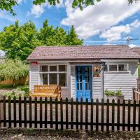Shepherds Cottage, hotel in Barham
