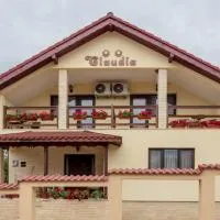 Pensiunea Claudia, ξενοδοχείο σε Corcova