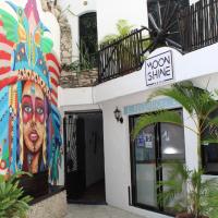 Moonshine Hotel, hotel in Playa del Carmen