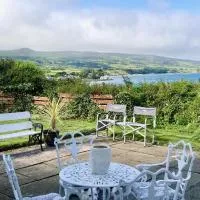 Ballygally Seaview and Garden Hideaway, hotel in Ballygalley