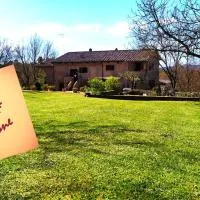 Da Simone podere santi Lucia e Pietro, hotelli Sienassa