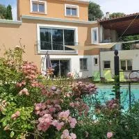 Montèze Paradis, hotel em Saint-Christol-lès-Alès