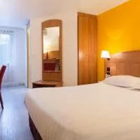 Comfort Hotel Grenoble Meylan、メランのホテル