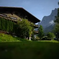 Sonnenburg Hotel, готель у місті Ервальд