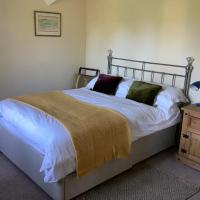 3 Hens lodge house, hotel in Cheltenham