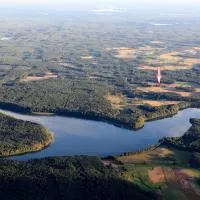 Apartament w lesie z balią, hotel i Lipnica