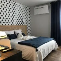 Hôtel Le Glacier, хотел в Вилньов-сюр-Ло