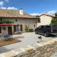 Les Roches، فندق في Vanzay