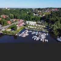 Marina Beach Lauenburg، فندق في لاونبورغ