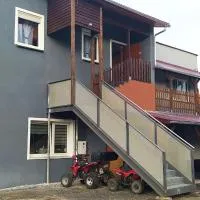 4U Hostel Zgorzelec - Free Parking, khách sạn ở Jędrzychowice