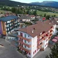Hotel Panorama Wellness & Resort, hotel in Malosco