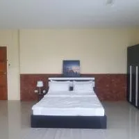 Ek Residence Banchang City, hotel em Ban Chang