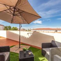 Beautiful apartment in Alcala del Rio with WiFi and 2 Bedrooms