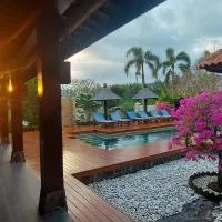Bale Solah Lombok Holiday Resort, khách sạn ở Senggigi