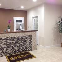 All Suites Inn Budget Host, готель біля аеропорту Penn Valley Airport - SEG, у місті Льюісберґ