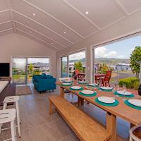 Tattletails Rest - Whitianga Holiday House, hotel perto de Whitianga Aerodrome - WTZ, Whitianga