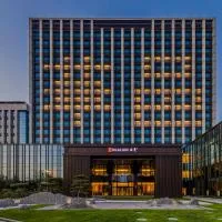 HUALUXE Beijing Xinan, hotel sa Beijing