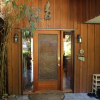 Fernwood에 위치한 호텔 Five Elements Lodge B&B with Outdoor Spa