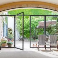Hotel Can Moragues, hotel di Arta