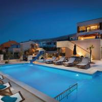 Awesome Home In Pag With 7 Bedrooms, Sauna And Outdoor Swimming Pool