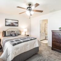 Home Away From Home, hotel near Joslin Field - Magic Valley Regional - TWF, Twin Falls