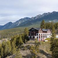 Viesnīca Radium Chalet pilsētā Reidiumhotspringsa